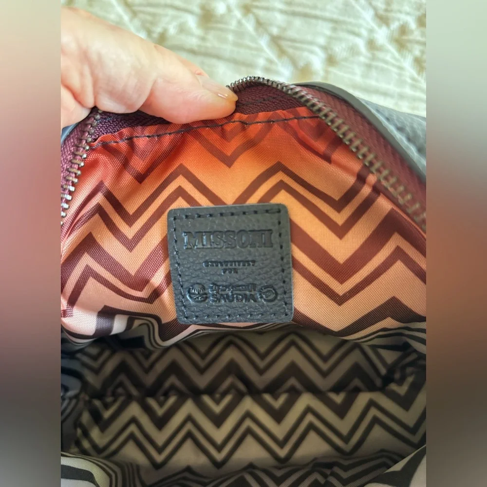 MISSONI for SAUDIA Saudi Arabian Airlines‎ first class amenity kit bag cosmetic